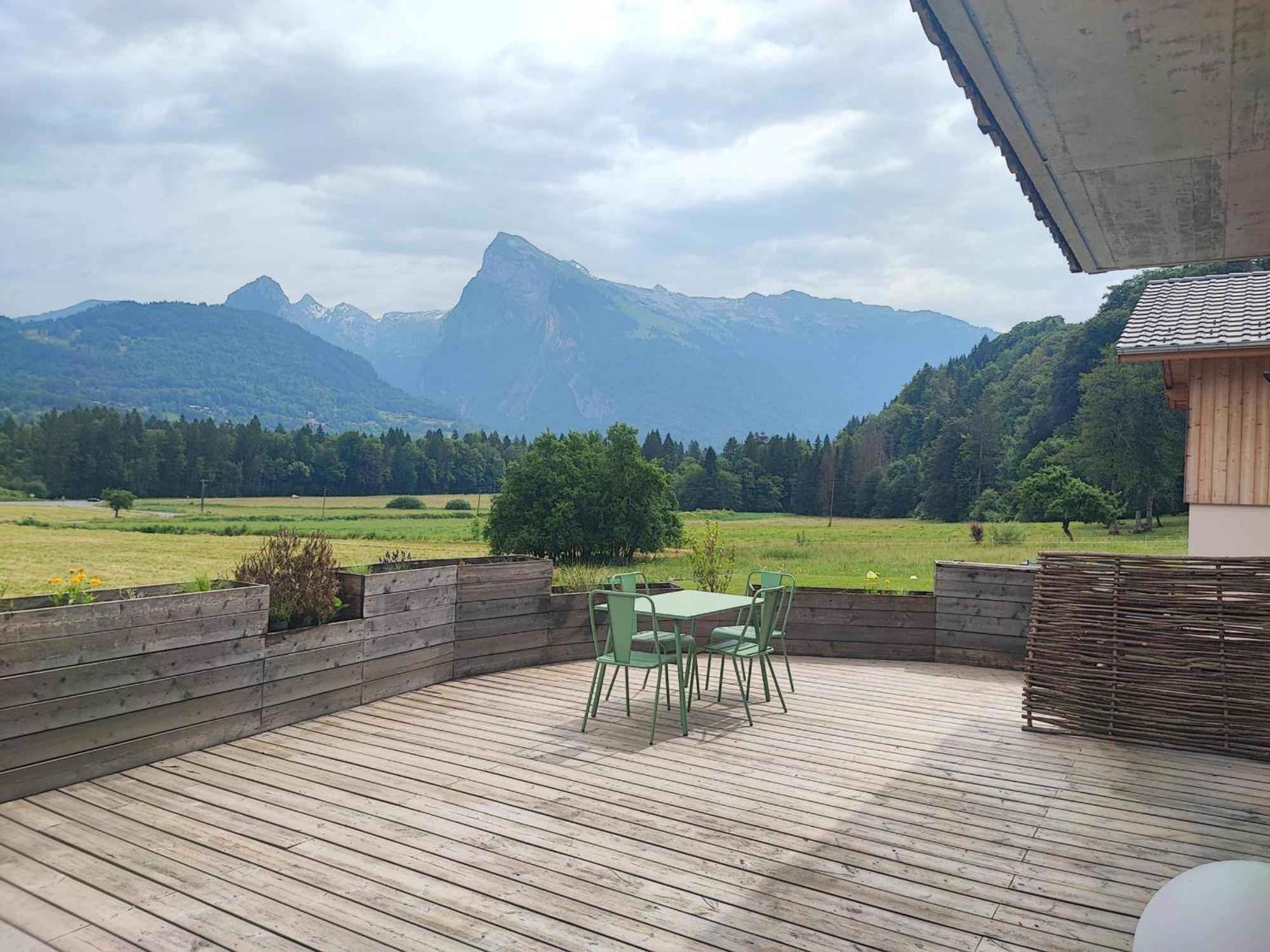 Duplex 2 Chambres Avec Grande Terrasse, Animaux Acceptes, A Samoens - Fr-1-642-77 Екстер'єр фото